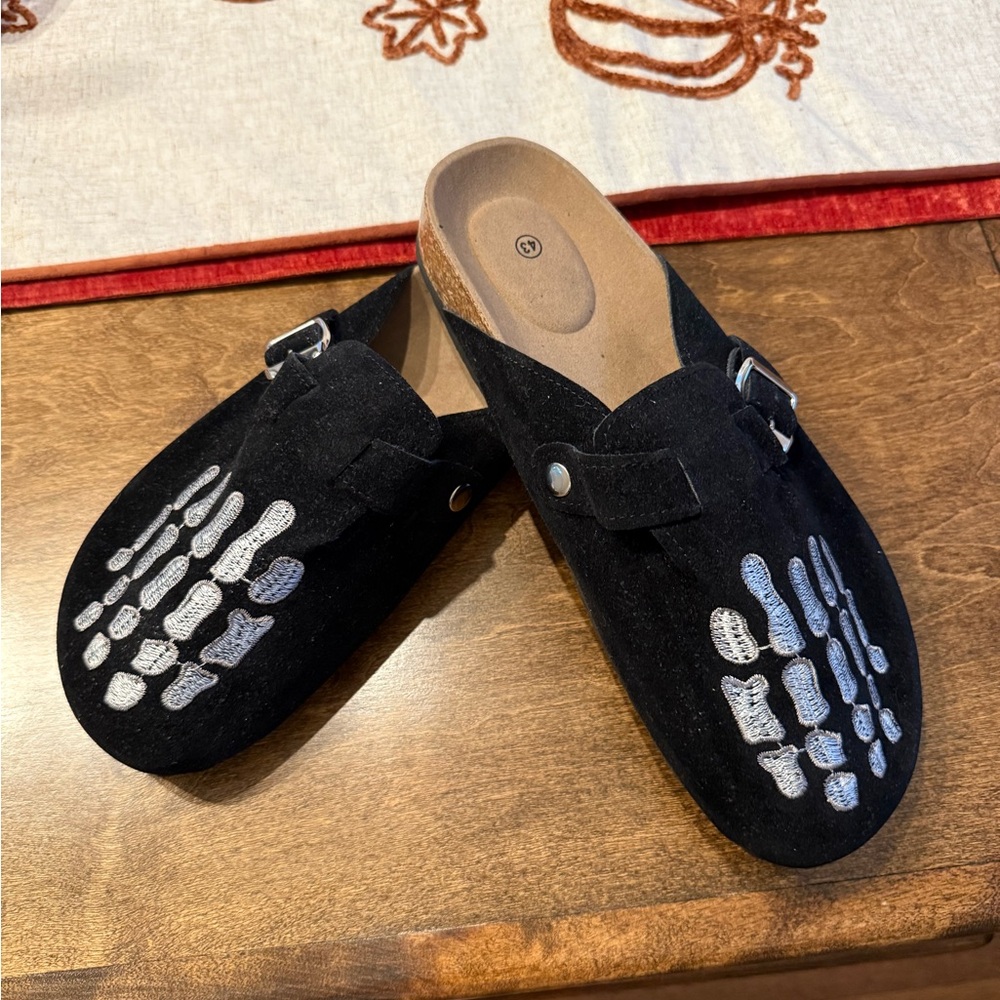 Black Skeleton Cloggs